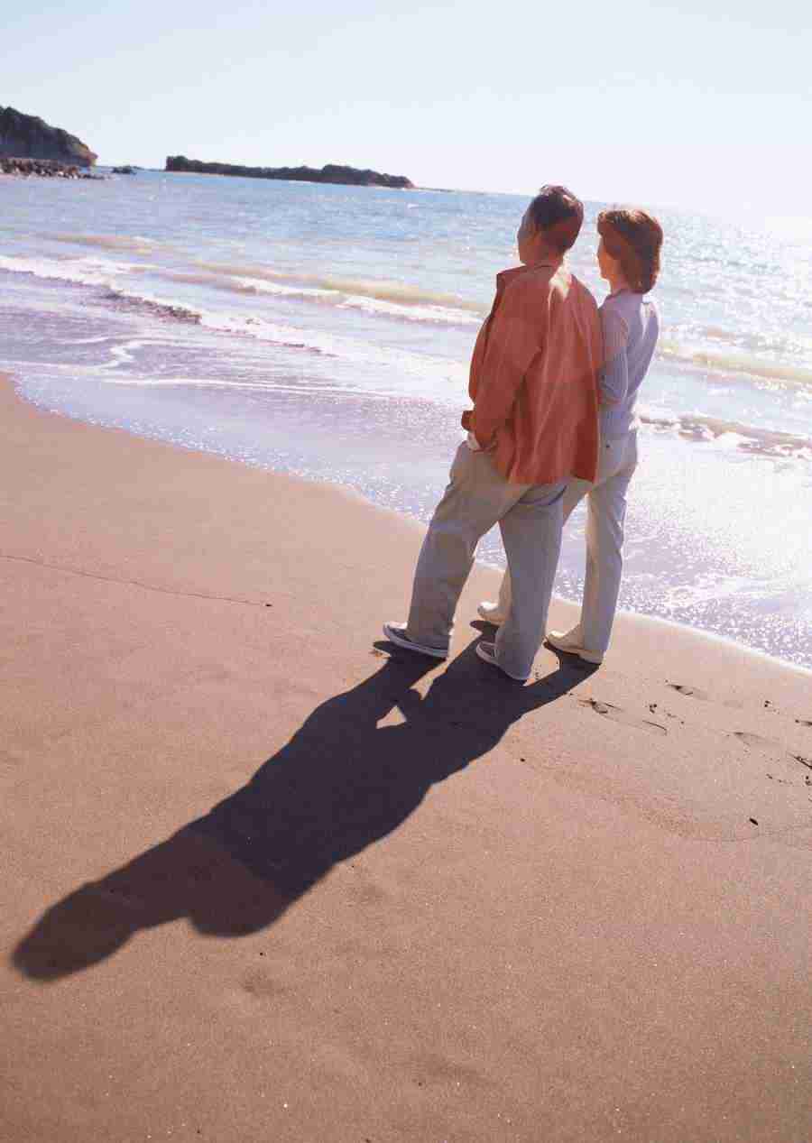 Seniors on Holiday - Datacraft Sozaijiten  ></a>
<script language=JavaScript> 
  var txt = 