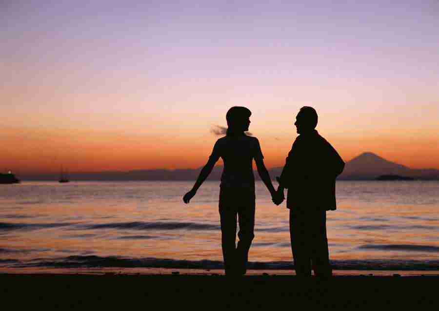 Seniors on Holiday - Datacraft Sozaijiten  ></a>
<script language=JavaScript> 
  var txt = 