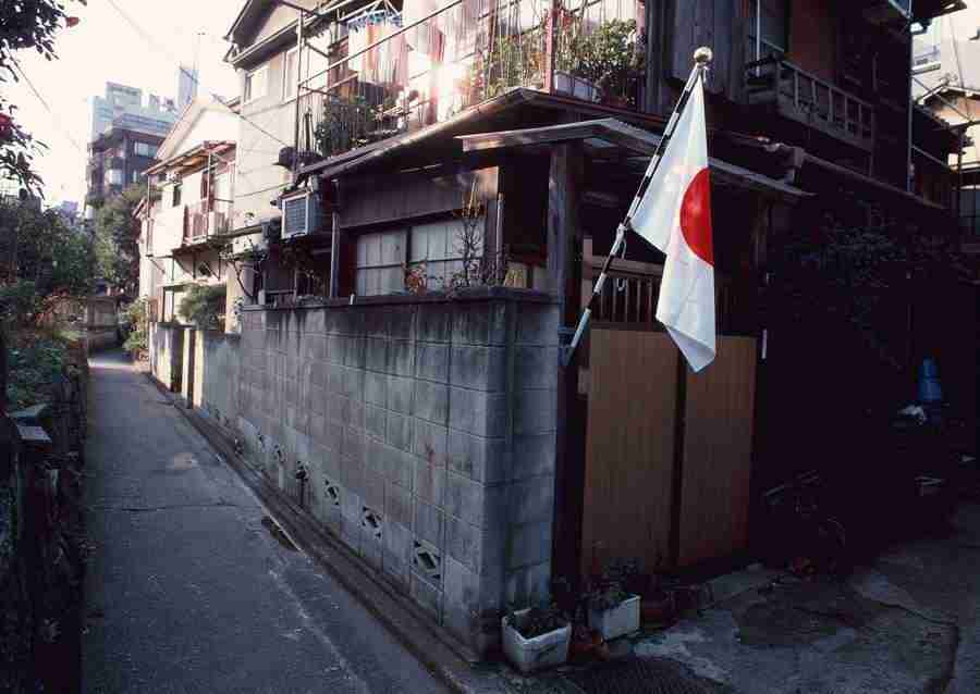 Tokyo - Datacraft Sozaijiten  ></a>
<script language=JavaScript> 
  var txt = 