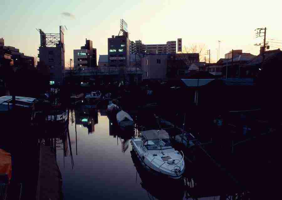 Tokyo - Datacraft Sozaijiten  ></a>
<script language=JavaScript> 
  var txt = 