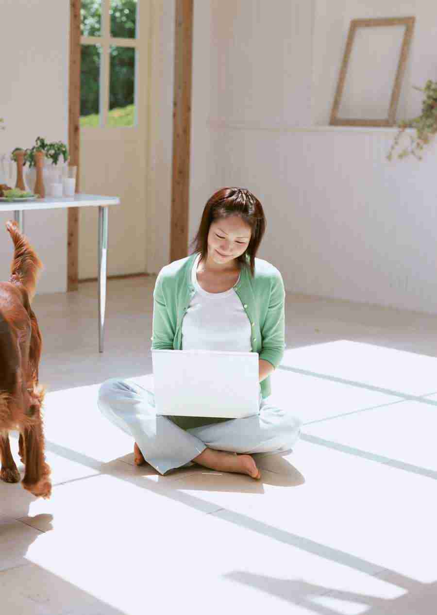 Women And Their Dogs - Datacraft Sozaijiten  ></a>
<script language=JavaScript> 
  var txt = 