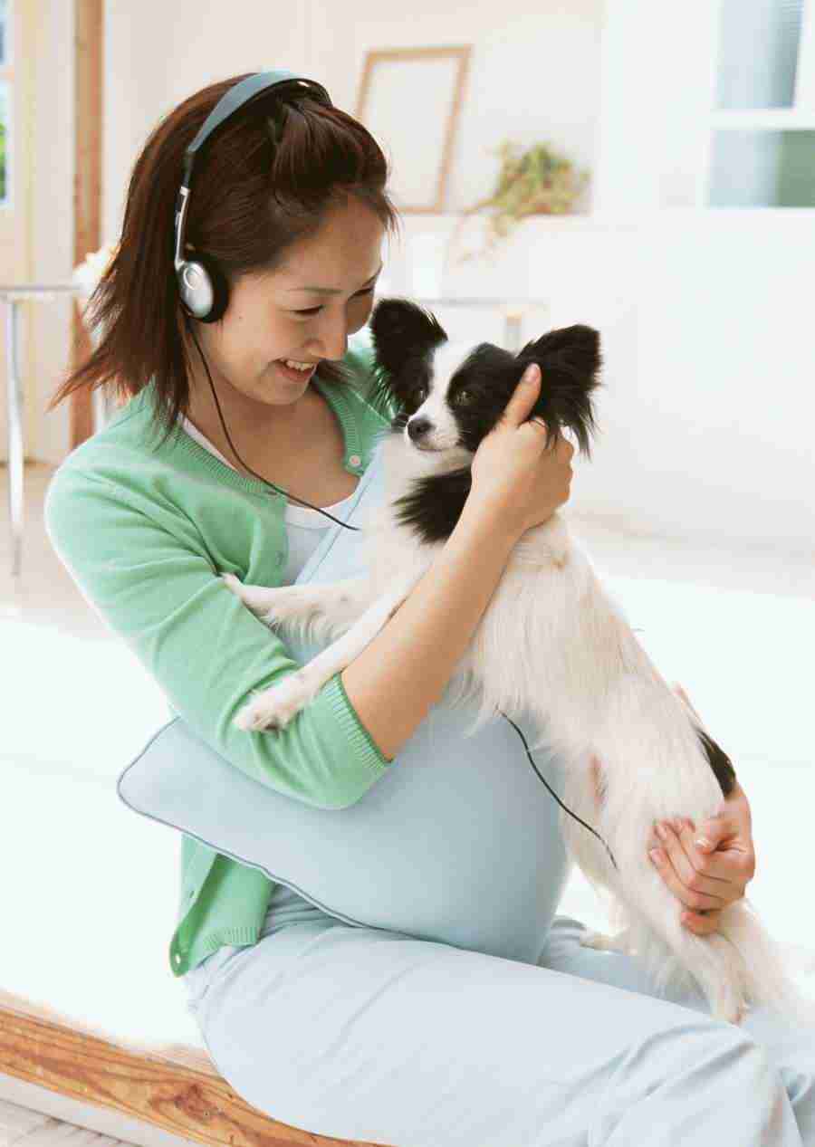 Women And Their Dogs - Datacraft Sozaijiten  ></a>
<script language=JavaScript> 
  var txt = 