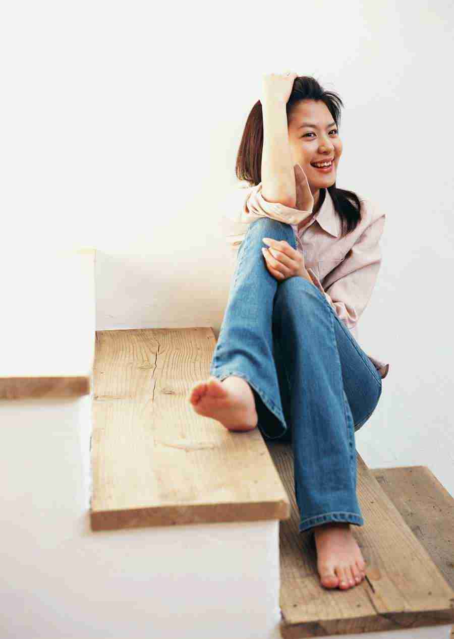 Woman Freshness And Smiles - Datacraft Sozaijiten  ></a>
<script language=JavaScript> 
  var txt = 