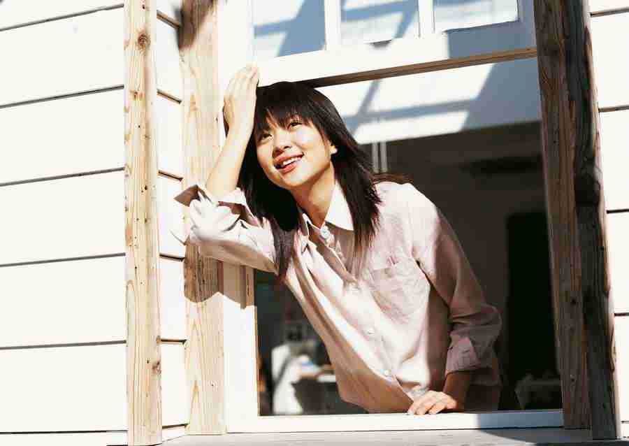 Woman Freshness And Smiles - Datacraft Sozaijiten  ></a>
<script language=JavaScript> 
  var txt = 