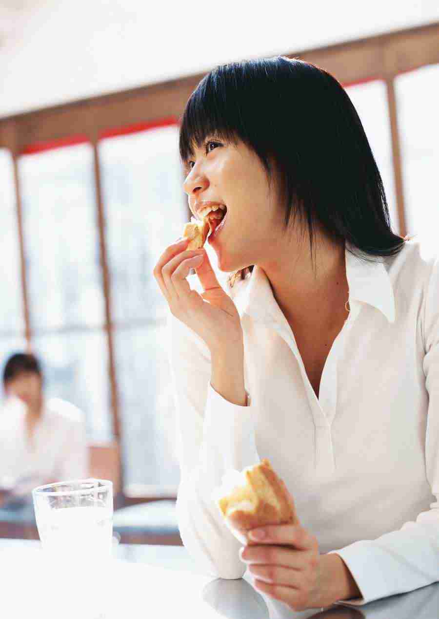 Woman Freshness And Smiles - Datacraft Sozaijiten  ></a>
<script language=JavaScript> 
  var txt = 