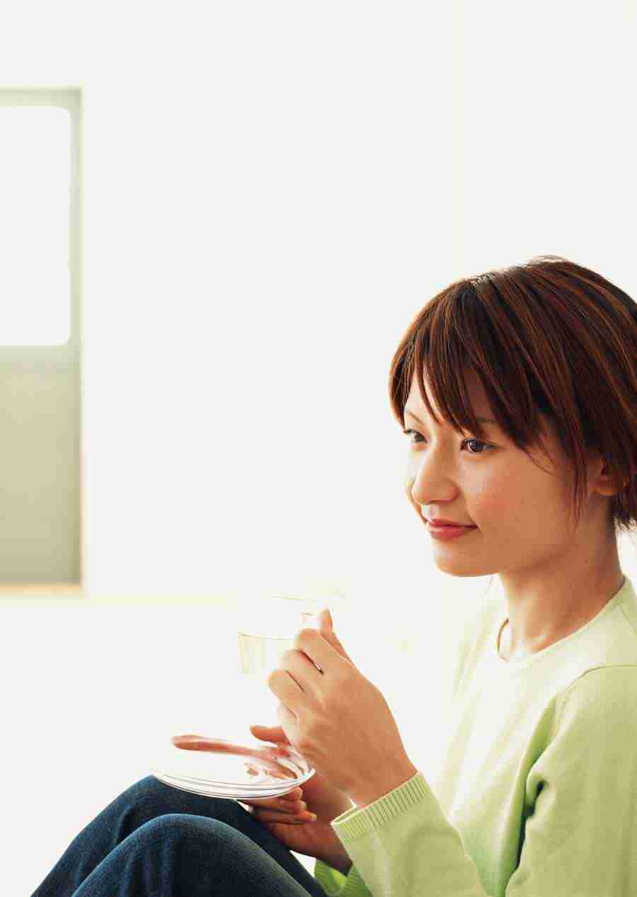 Woman Freshness And Smiles - Datacraft Sozaijiten  ></a>
<script language=JavaScript> 
  var txt = 