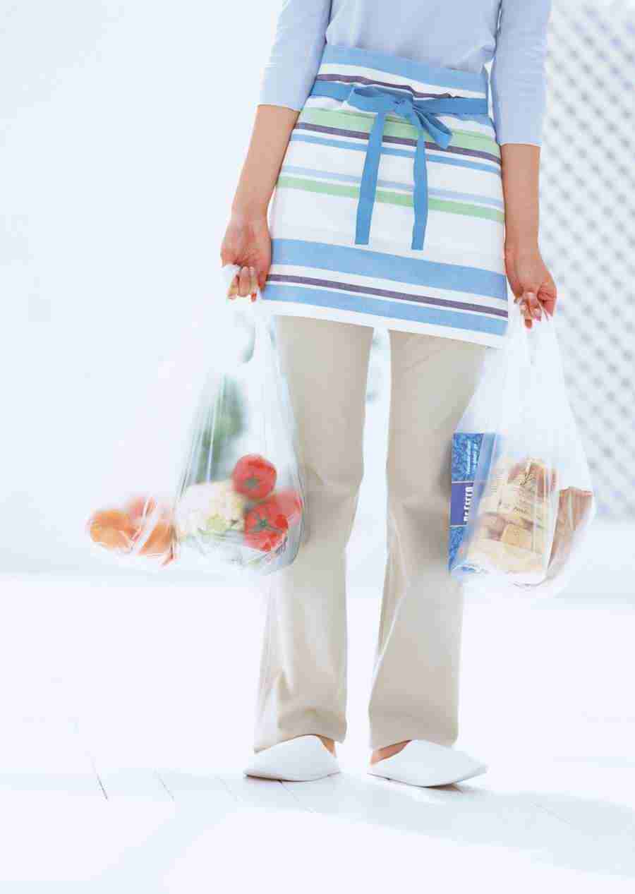 Women in the Kitchen - Datacraft Sozaijiten  ></a>
<script language=JavaScript> 
  var txt = 