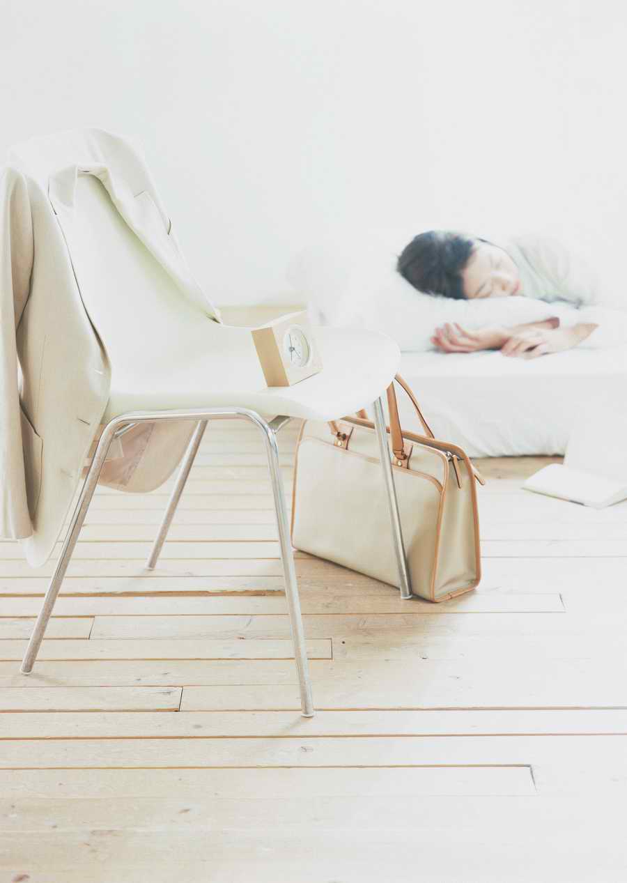 Women In the Morning Lifestyles - Datacraft Sozaijiten  ></a>
<script language=JavaScript> 
  var txt = 