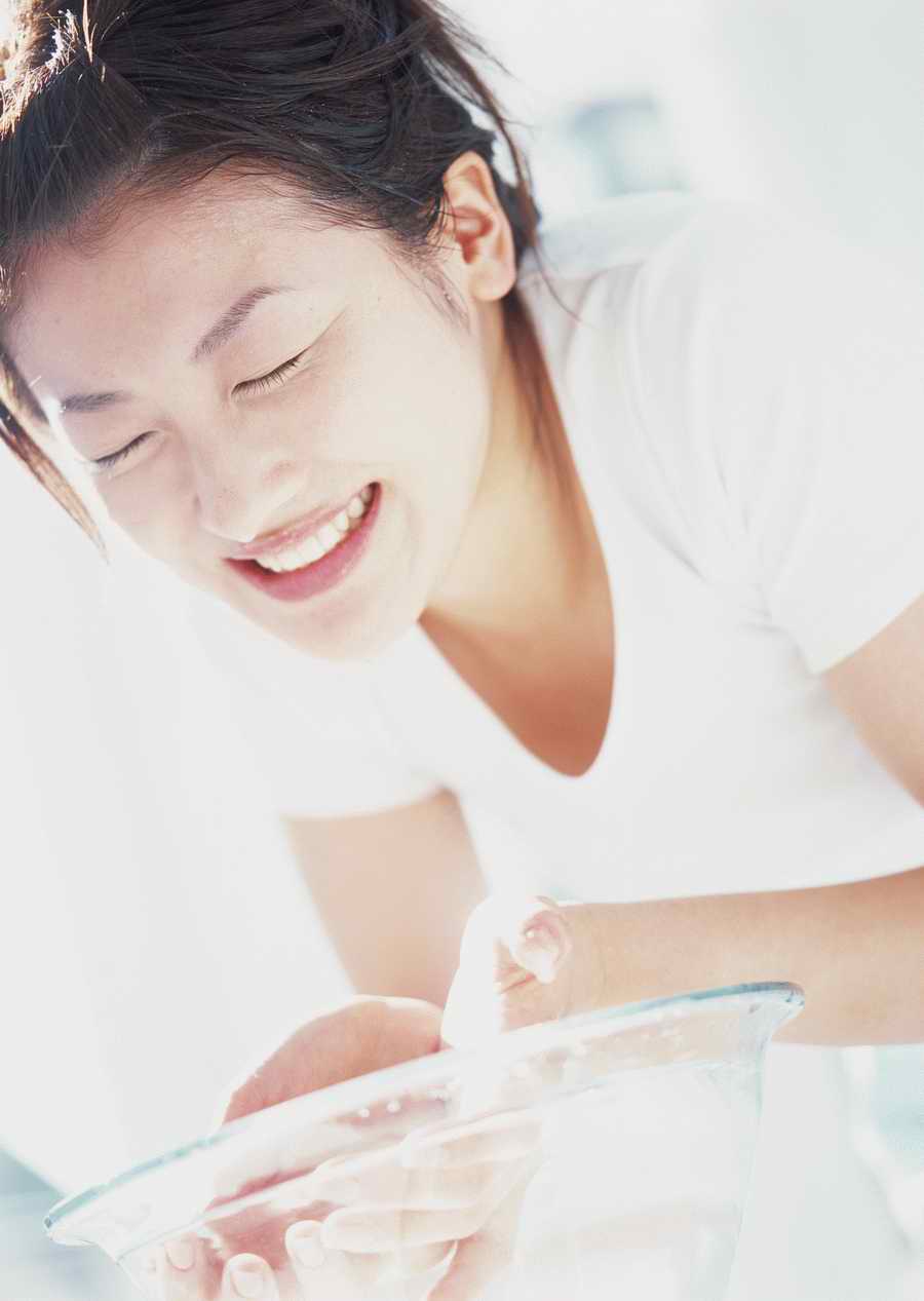 Women In the Morning Lifestyles - Datacraft Sozaijiten  ></a>
<script language=JavaScript> 
  var txt = 
