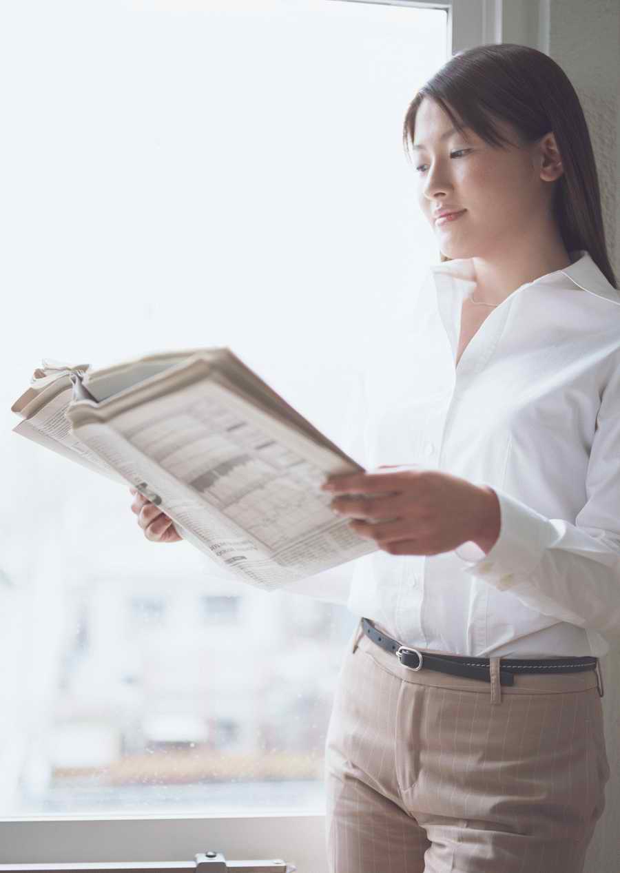 Women In the Morning Lifestyles - Datacraft Sozaijiten  ></a>
<script language=JavaScript> 
  var txt = 