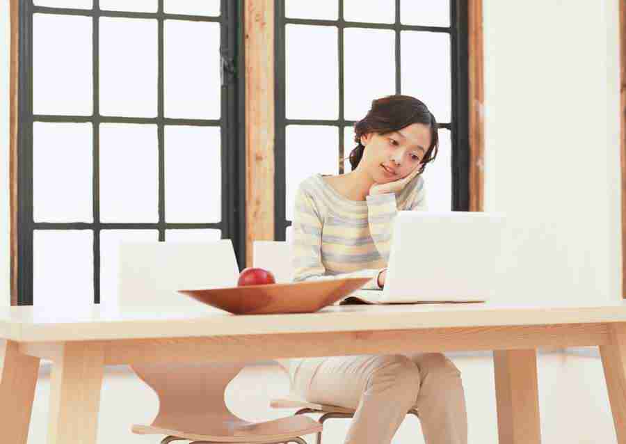 Woman Private Time - Datacraft Sozaijiten  ></a>
<script language=JavaScript> 
  var txt = 