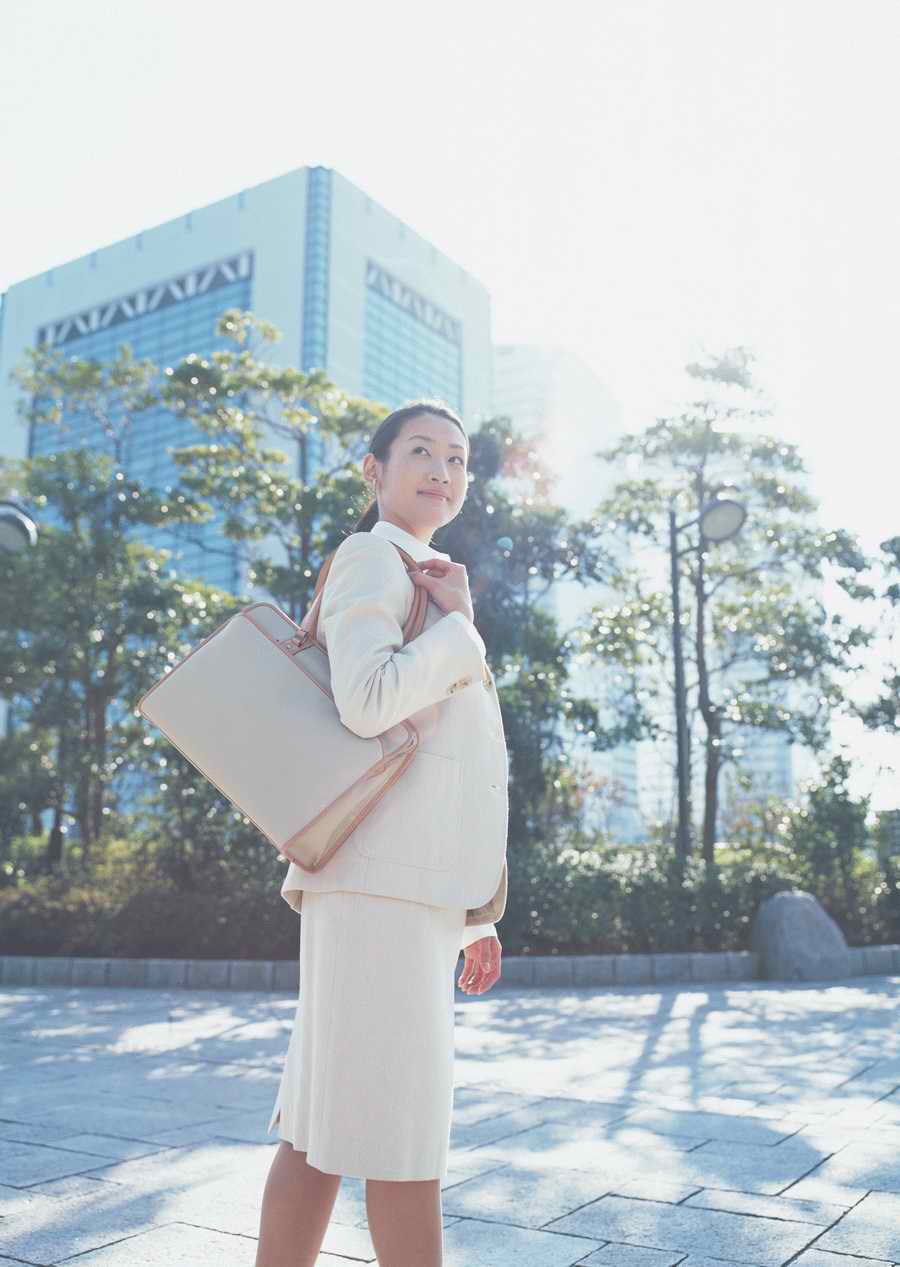 Working Women - Datacraft Sozaijiten  ></a>
<script language=JavaScript> 
  var txt = 
