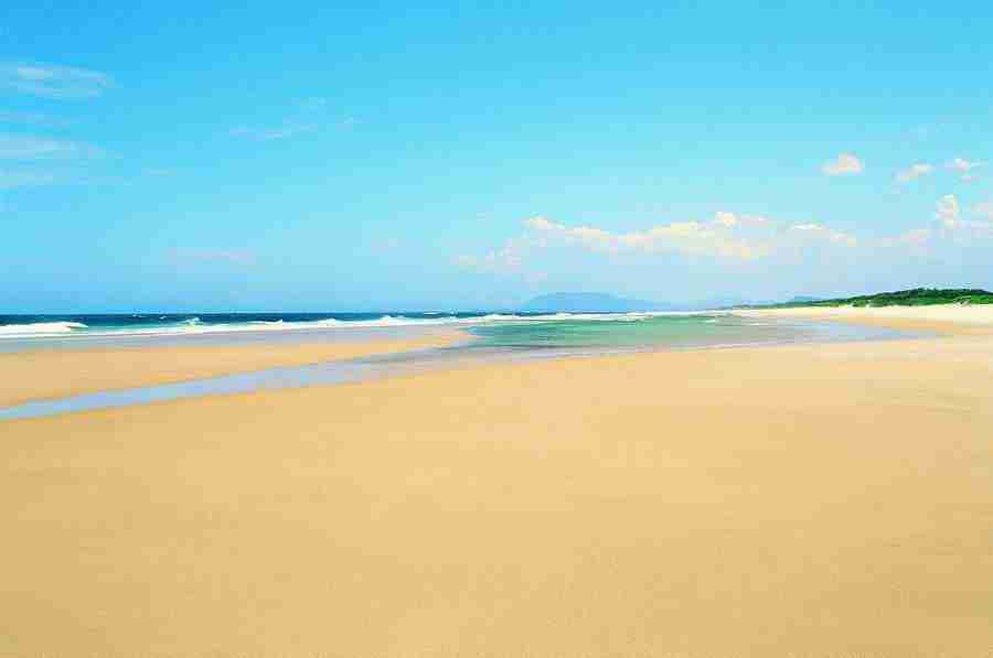 Beaches and Islands - Digital Vision ></a>
<script language=JavaScript> 
  var txt = 