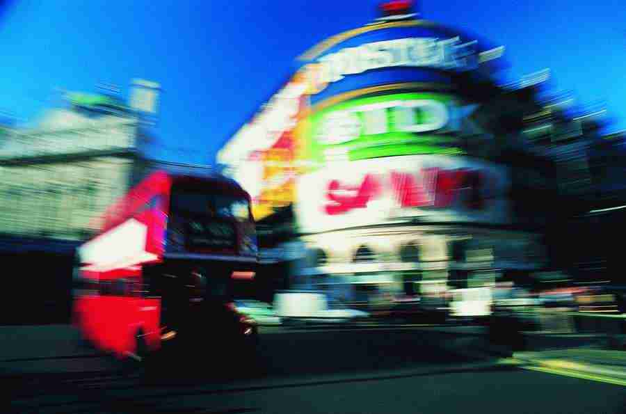 Brit Pack - Digital Vision ></a>
<script language=JavaScript> 
  var txt = 