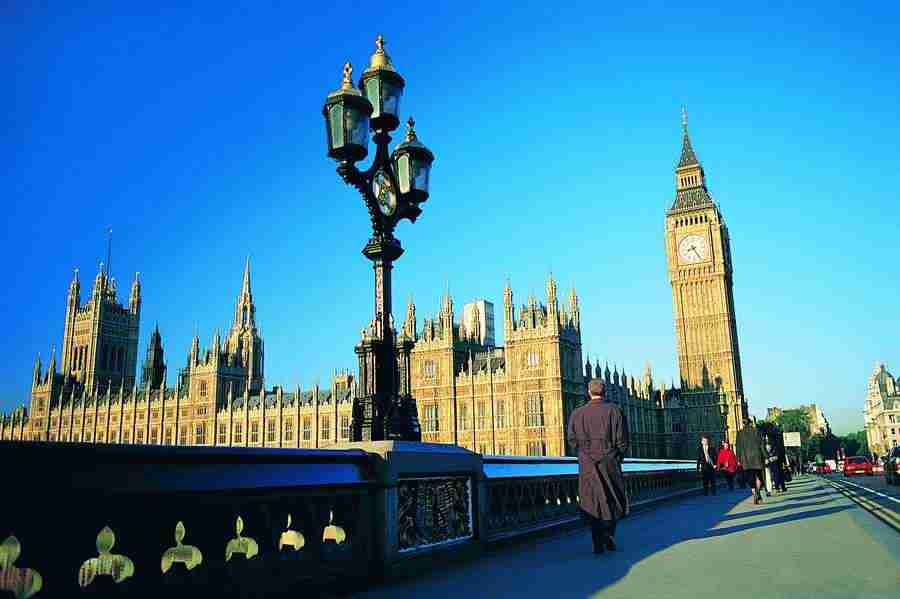 Brit Pack - Digital Vision ></a>
<script language=JavaScript> 
  var txt = 