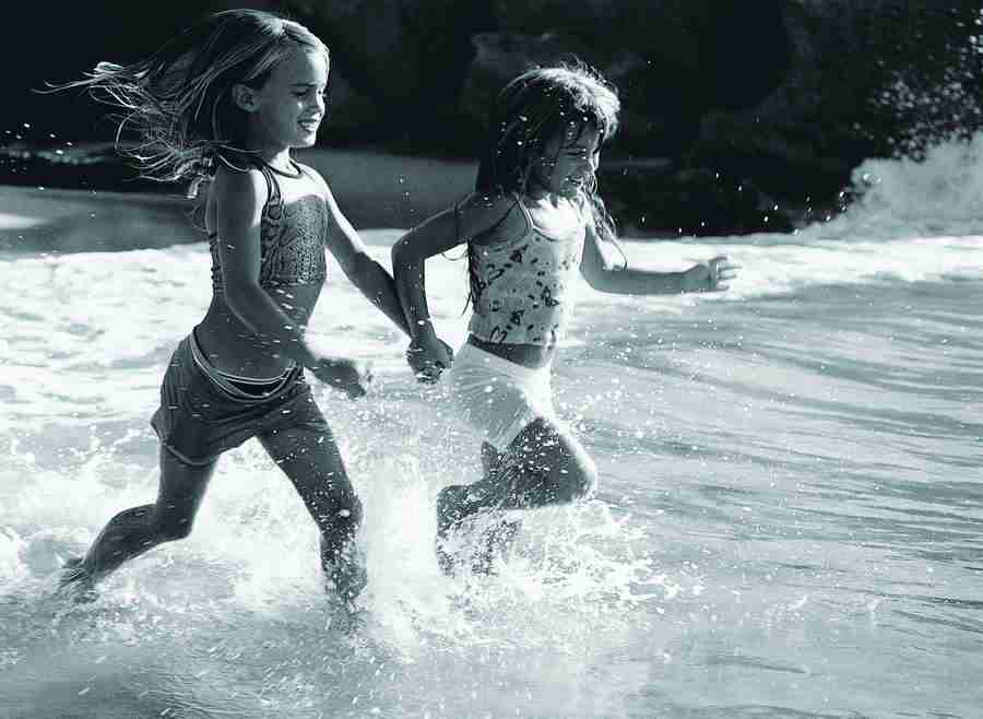 Childsplay - Digital Vision ></a>
<script language=JavaScript> 
  var txt = 