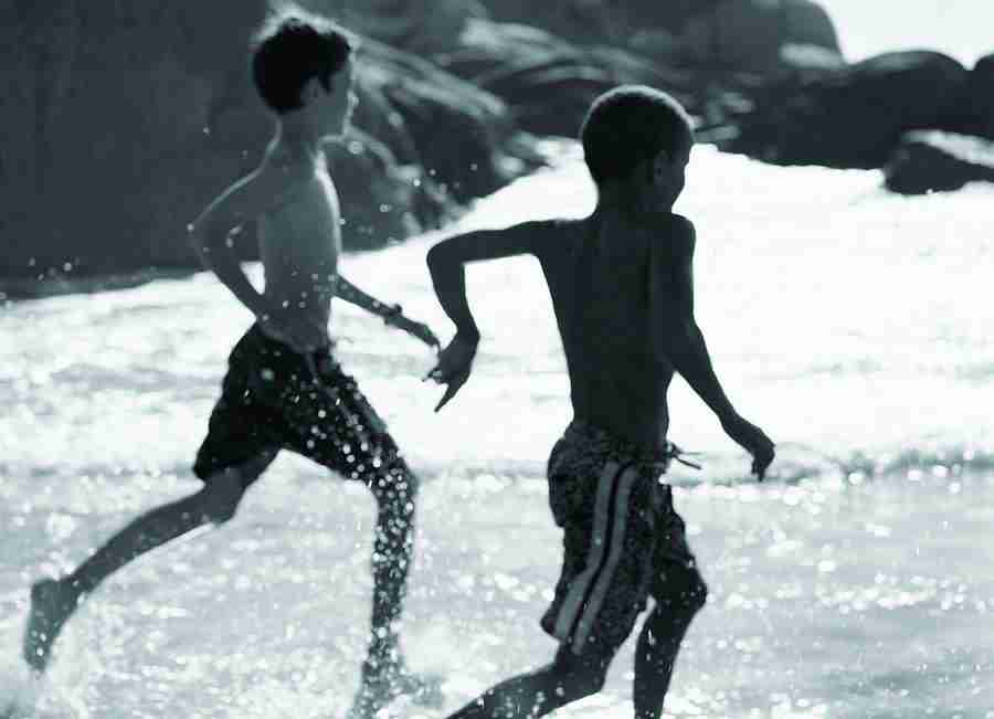 European Childsplay - Digital Vision ></a>
<script language=JavaScript> 
  var txt = 