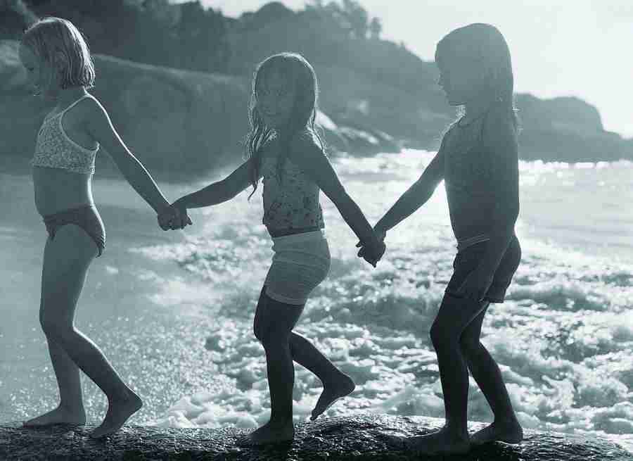 European Childsplay - Digital Vision ></a>
<script language=JavaScript> 
  var txt = 