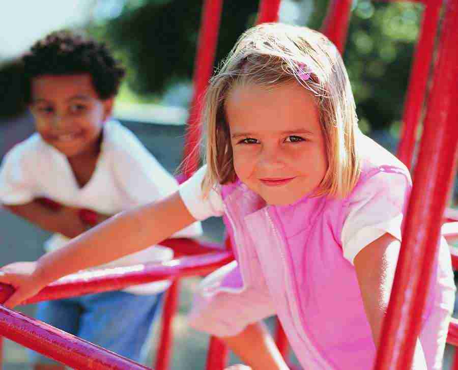 European Childsplay - Digital Vision ></a>
<script language=JavaScript> 
  var txt = 