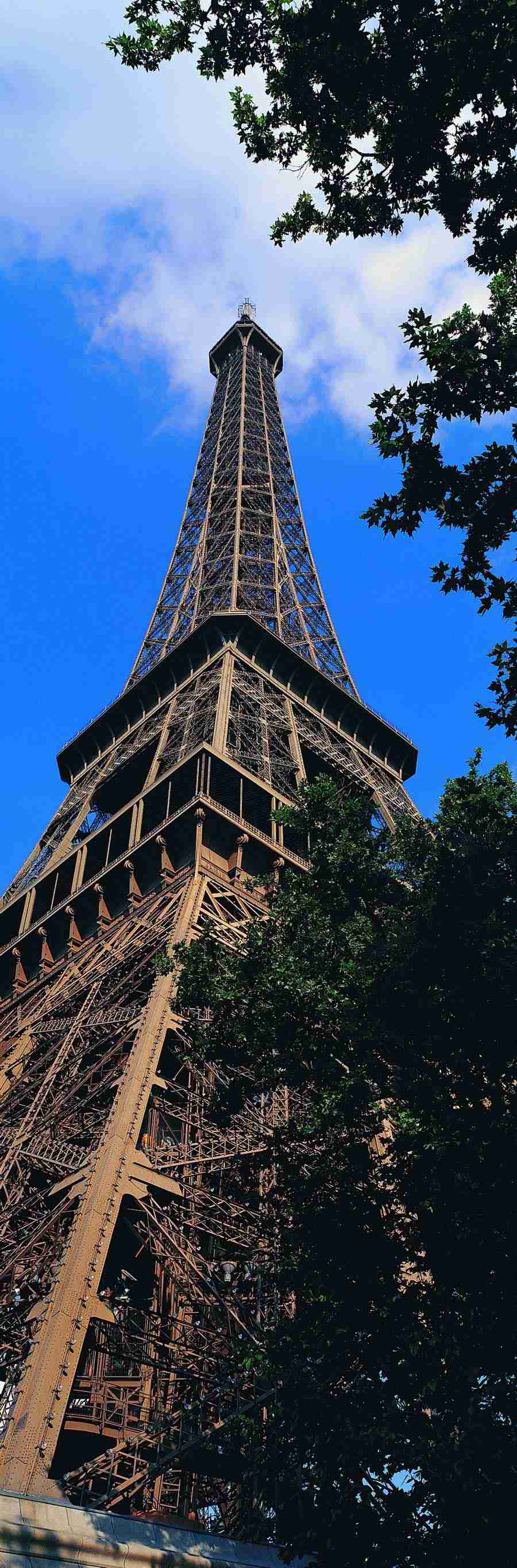 European City Panoramics - Digital Vision ></a>
<script language=JavaScript> 
  var txt = 