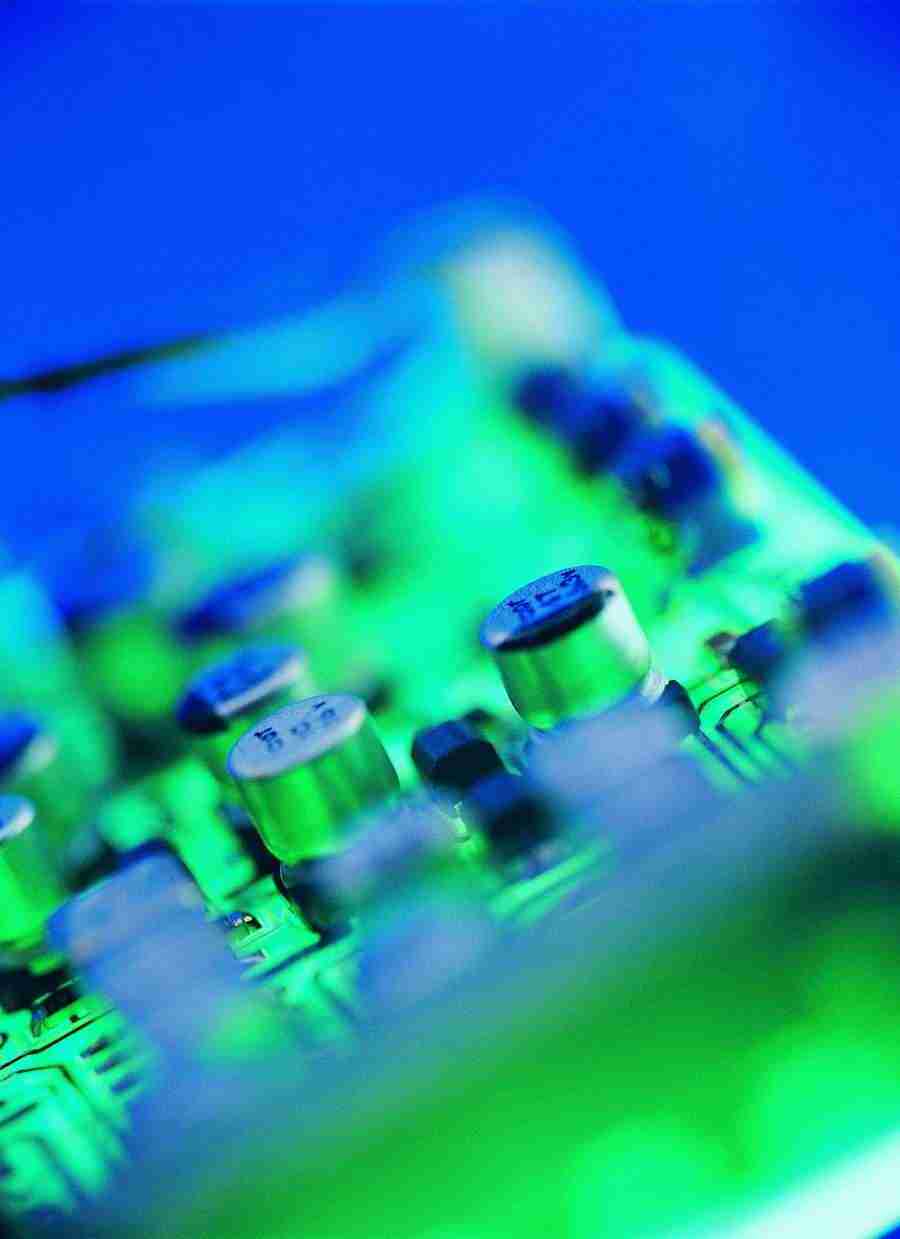 Electro Delirium - Digital Vision ></a>
<script language=JavaScript> 
  var txt = 