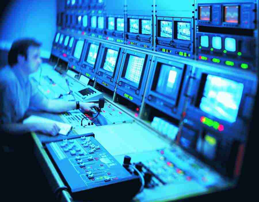 Inside Industry - Digital Vision ></a>
<script language=JavaScript> 
  var txt = 