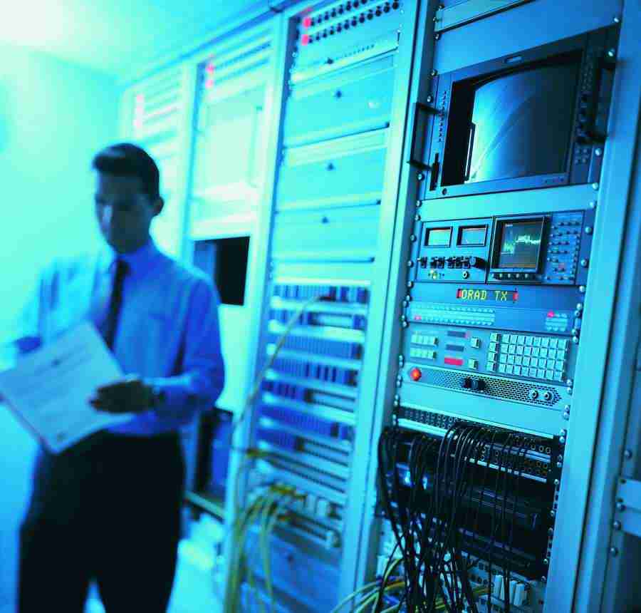 Inside Industry - Digital Vision ></a>
<script language=JavaScript> 
  var txt = 