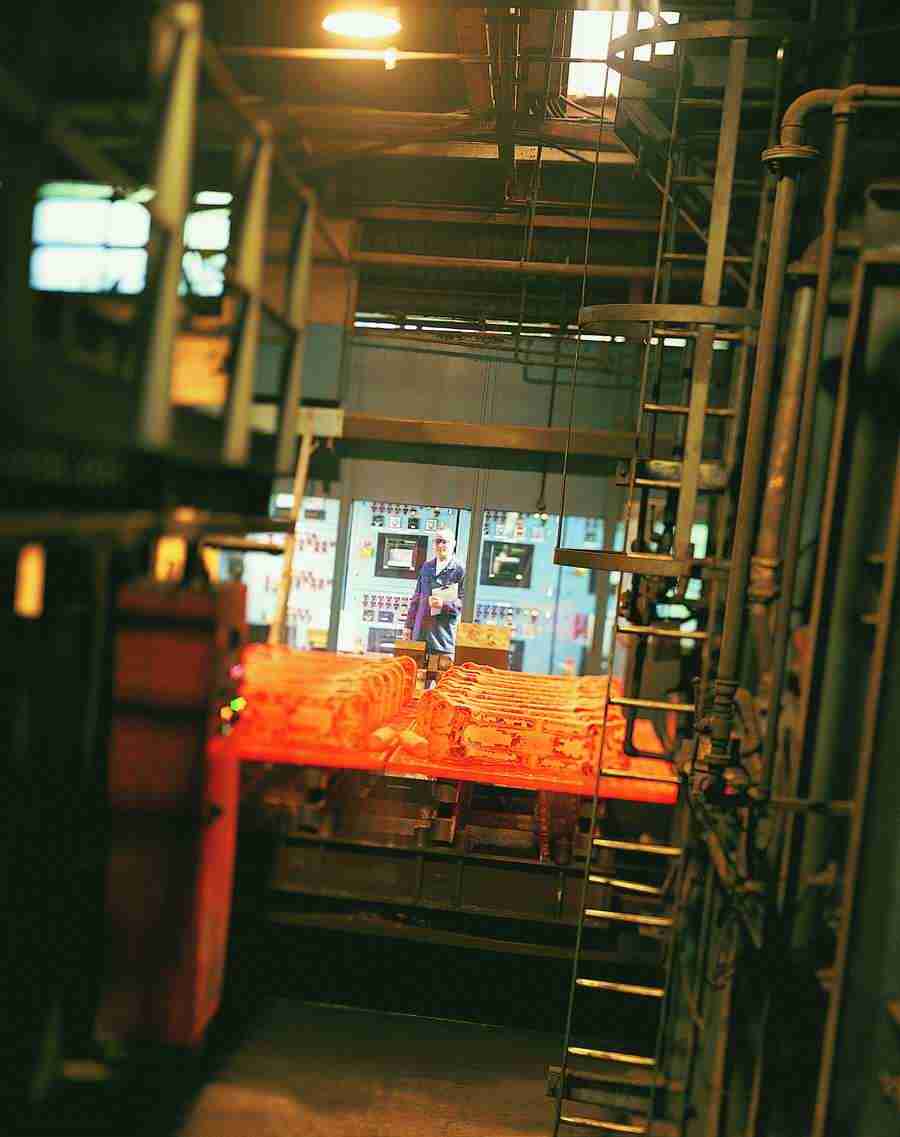 Inside Industry - Digital Vision ></a>
<script language=JavaScript> 
  var txt = 