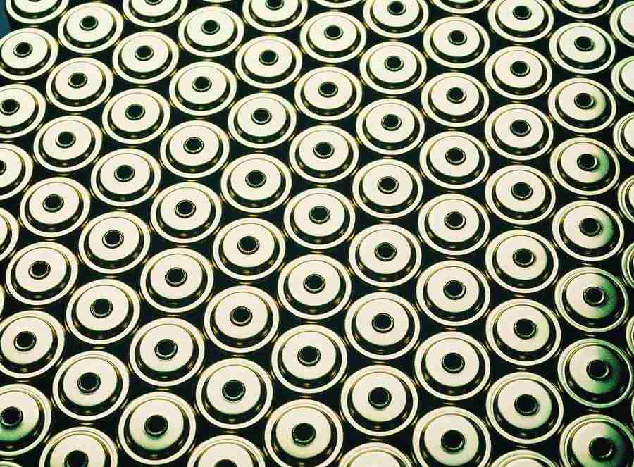 Industry in Action - Digital Vision ></a>
<script language=JavaScript> 
  var txt = 