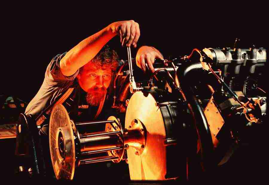 Industry in Action - Digital Vision ></a>
<script language=JavaScript> 
  var txt = 