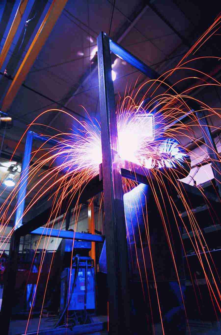 Industry in Action - Digital Vision ></a>
<script language=JavaScript> 
  var txt = 