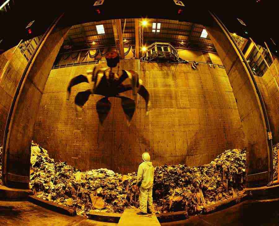 Industry in Action - Digital Vision ></a>
<script language=JavaScript> 
  var txt = 