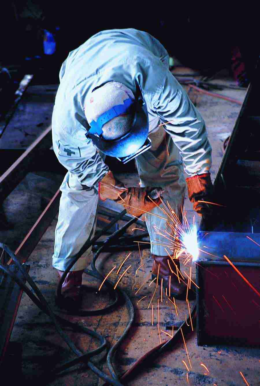 Industry in Action - Digital Vision ></a>
<script language=JavaScript> 
  var txt = 