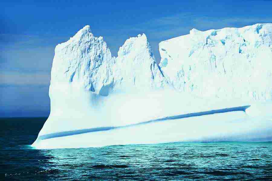 Ice Kingdom - Digital Vision ></a>
<script language=JavaScript> 
  var txt = 