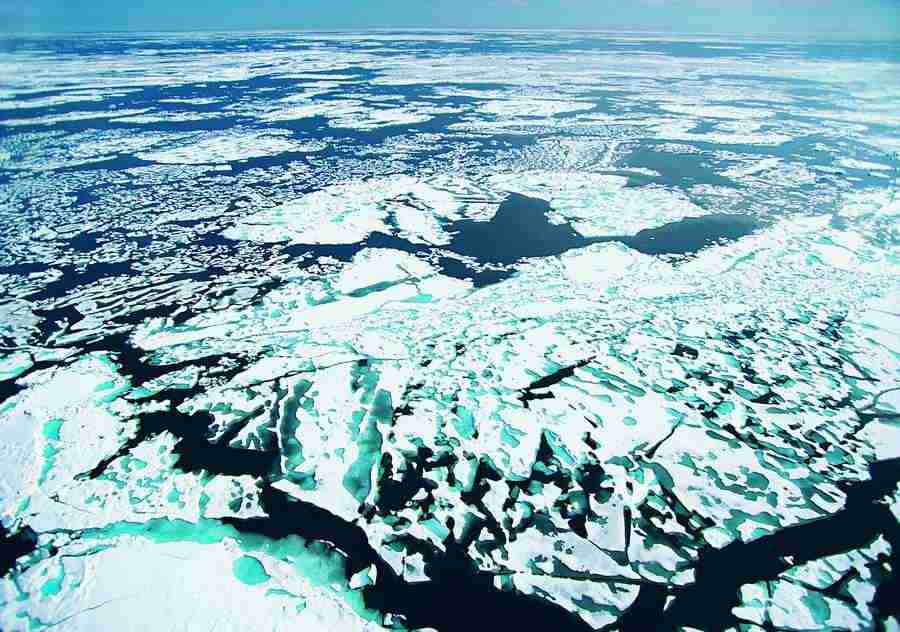 Ice Kingdom - Digital Vision ></a>
<script language=JavaScript> 
  var txt = 