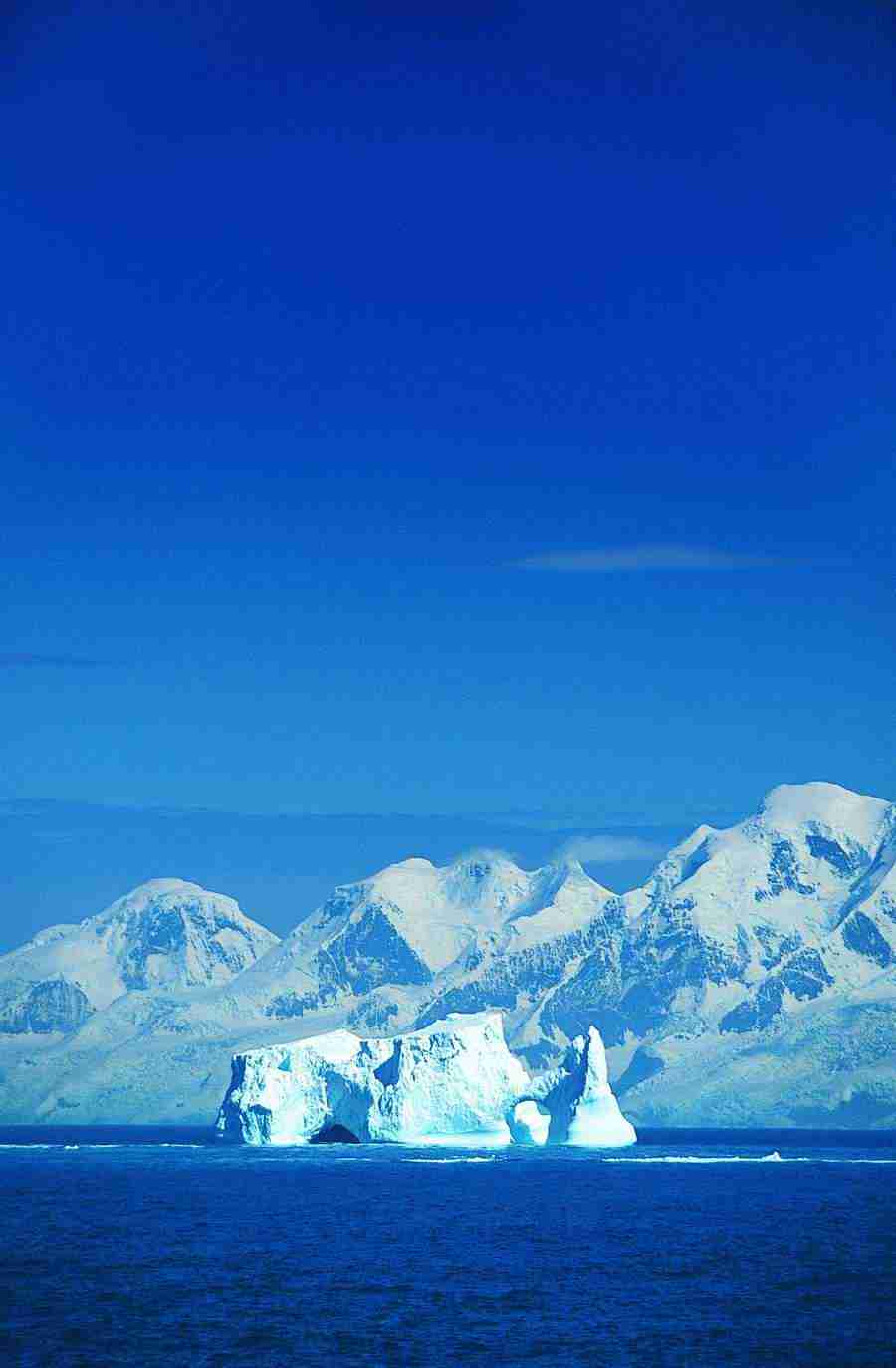 Ice Kingdom - Digital Vision ></a>
<script language=JavaScript> 
  var txt = 