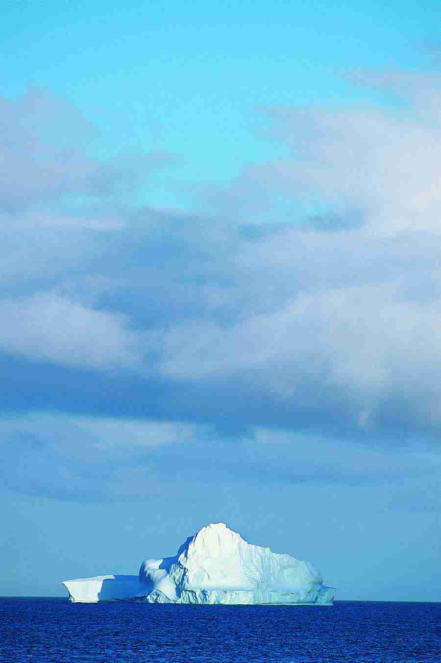 Ice Kingdom - Digital Vision ></a>
<script language=JavaScript> 
  var txt = 