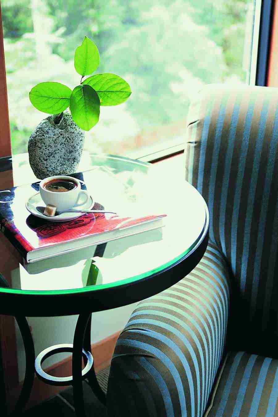 Living Space - Digital Vision ></a>
<script language=JavaScript> 
  var txt = 