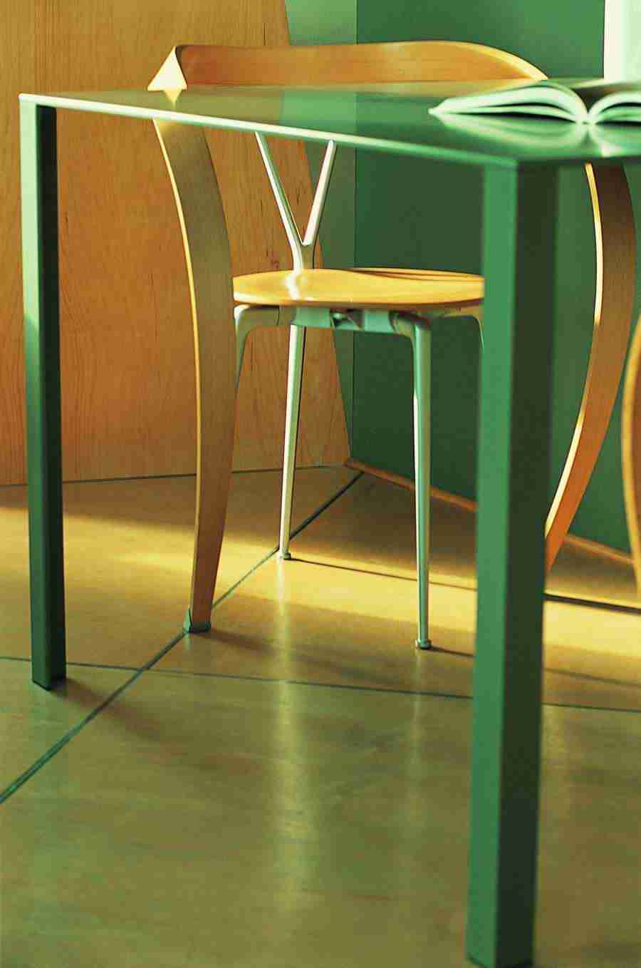 Living Space - Digital Vision ></a>
<script language=JavaScript> 
  var txt = 