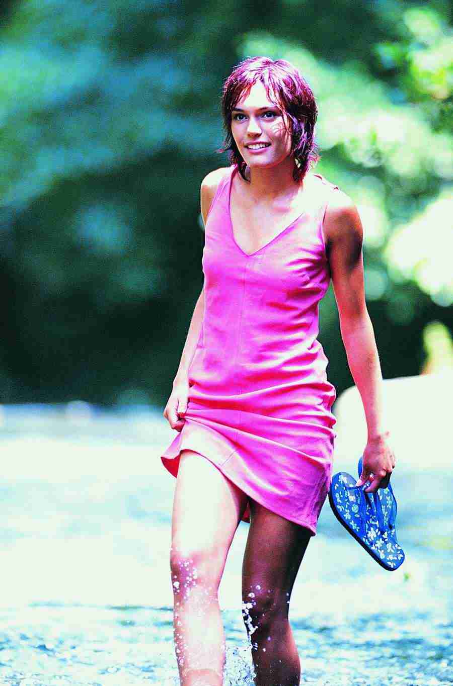 Movers and Shakers - Digital Vision ></a>
<script language=JavaScript> 
  var txt = 