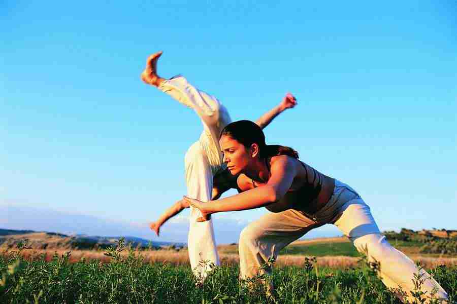 Movers and Shakers - Digital Vision ></a>
<script language=JavaScript> 
  var txt = 