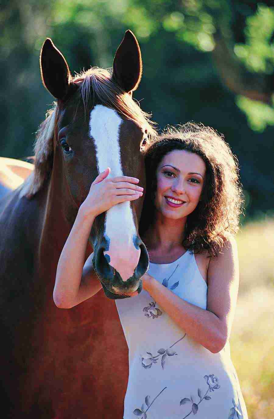 Movers and Shakers - Digital Vision ></a>
<script language=JavaScript> 
  var txt = 