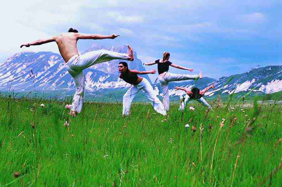 Mind Body and Sprit - Digital Vision ></a>
<script language=JavaScript> 
  var txt = 