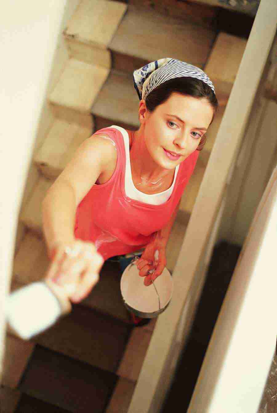 Moving In - Digital Vision ></a>
<script language=JavaScript> 
  var txt = 