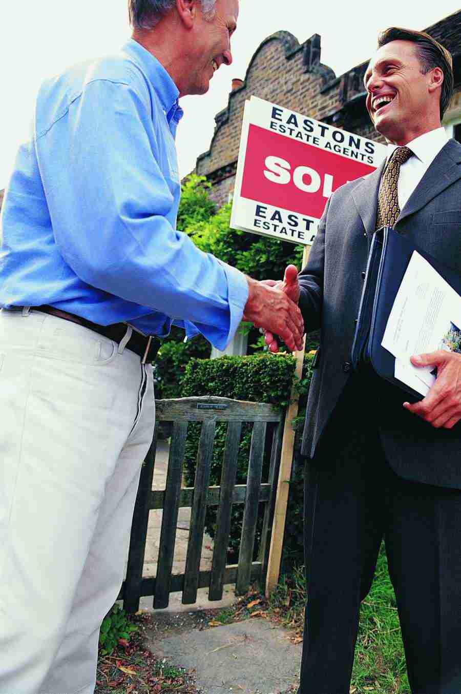 Moving In - Digital Vision ></a>
<script language=JavaScript> 
  var txt = 