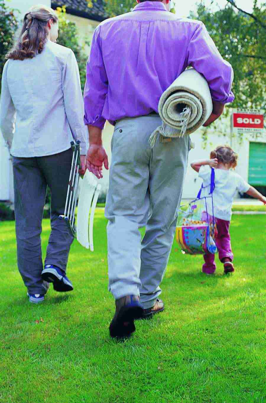 Moving In - Digital Vision ></a>
<script language=JavaScript> 
  var txt = 