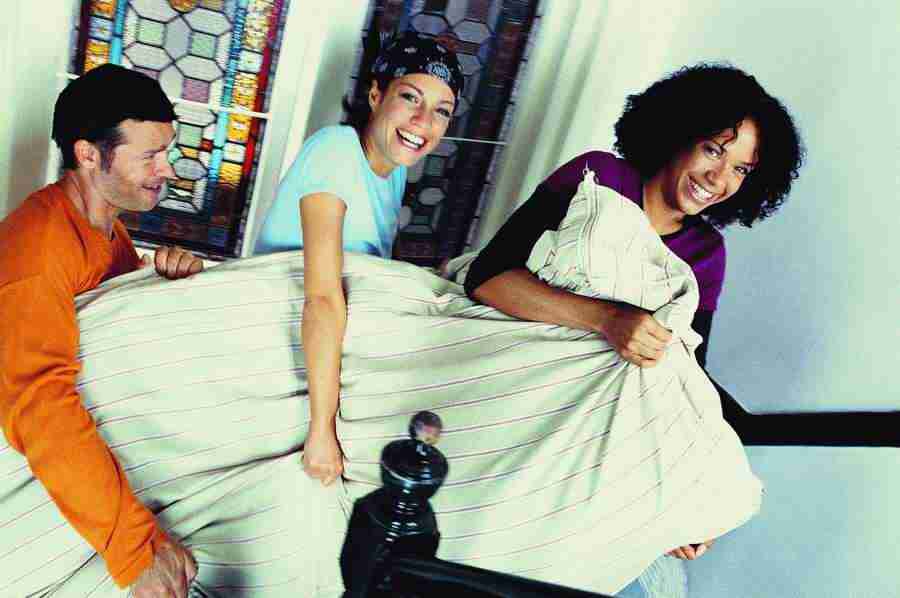 Moving In - Digital Vision ></a>
<script language=JavaScript> 
  var txt = 