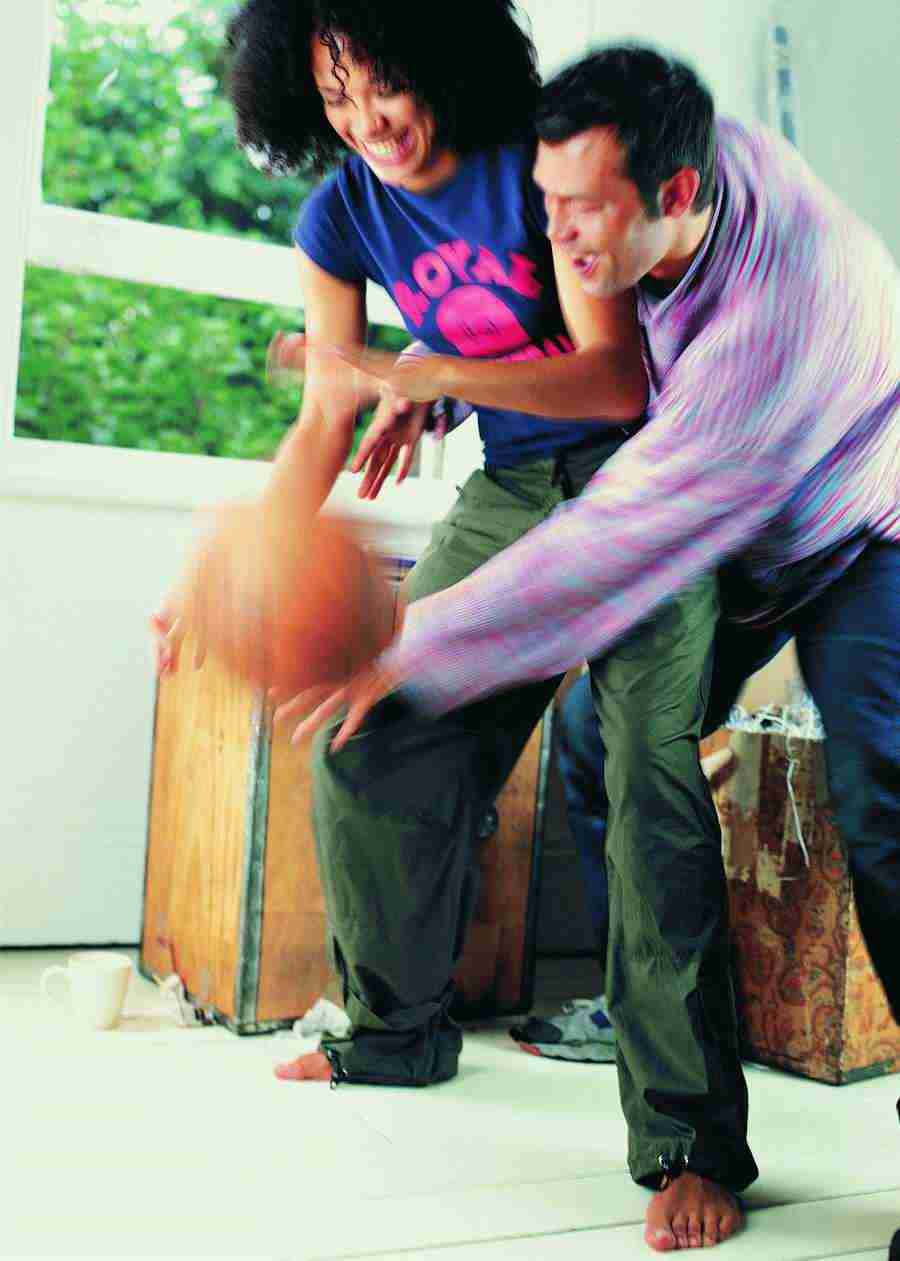 Moving In - Digital Vision ></a>
<script language=JavaScript> 
  var txt = 