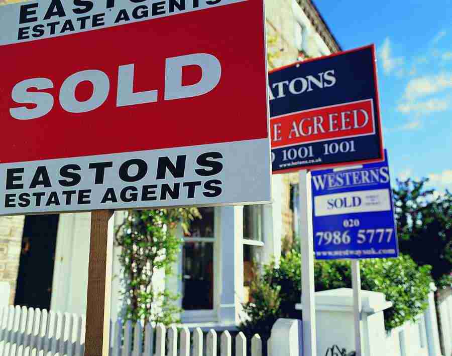 Moving In - Digital Vision ></a>
<script language=JavaScript> 
  var txt = 