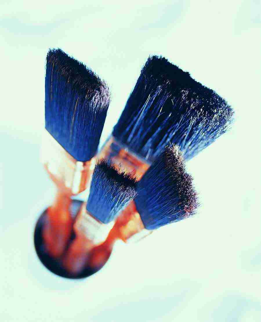 Moving In - Digital Vision ></a>
<script language=JavaScript> 
  var txt = 